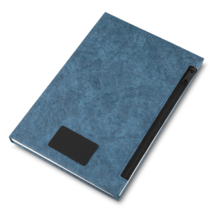 Moleskine | Caderno de anotações com porta objetos na capa