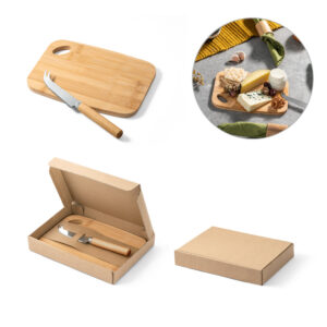 Conjunto com tábua de corte e pequena faca de queijo em bambu. Food grade. Fornecido em caixa presente de papel craft.
