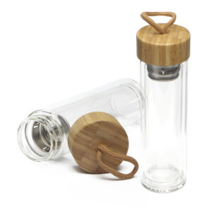 Squeeze | Garrafa de vidro borossilicato com parede dupla e capacidade de até 360 ml com infusor. Tampa rosqueável em bambu com anel de silicone.